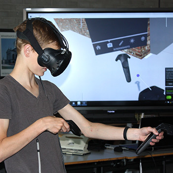 BWI leerlingen ontdekken virtual reality bril