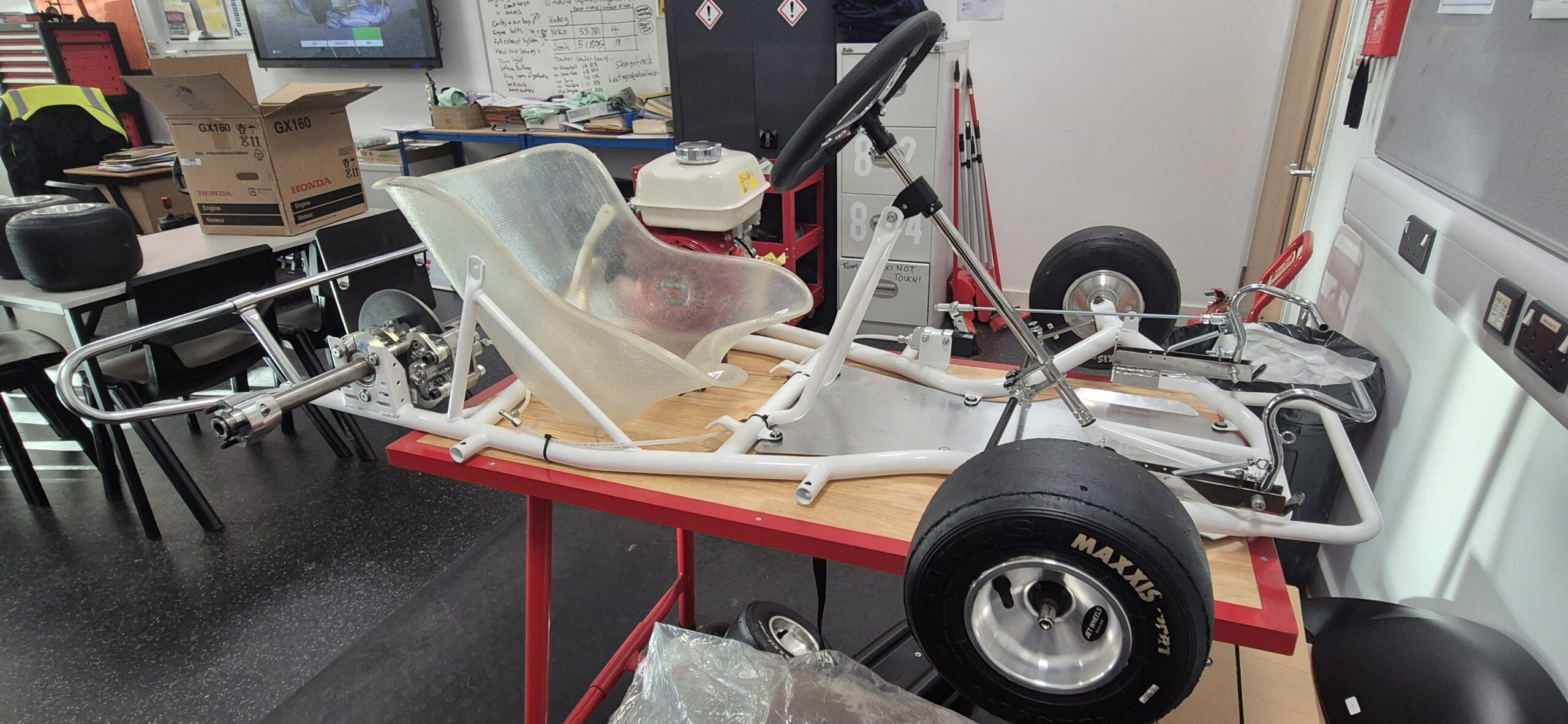 Leerlingen naar Engeland voor internationaal STEM-kartproject